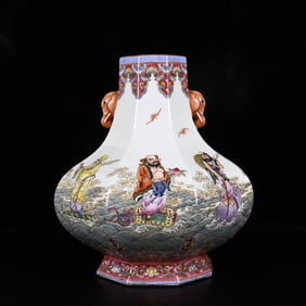 An Exquisite Enamel Seawater and Figure Pattern Elephant-Ears Vase