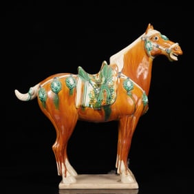 An Rare Tang Tri-Color Glazed Pottery Horse Ornament