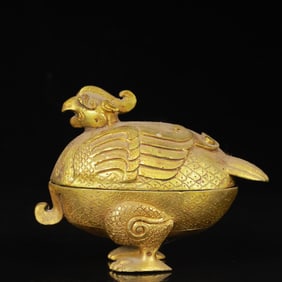 An Exquisite Gilt Bronze Phoenix Ornament