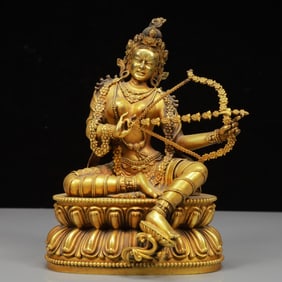 A Solemn Gilt Bronze Buddha Statue