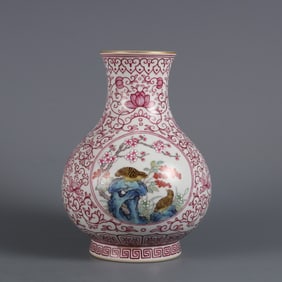 An Exquisite Ruby Red Color Famille-Rose Painted Gold Flower and Bird Pattern Vase