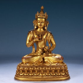 A Solemn Gilt Bronze Statue of Vajrasattva