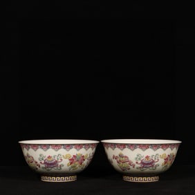A Pair of Exquisite Enamel Eight Treasures Pattern Bowls