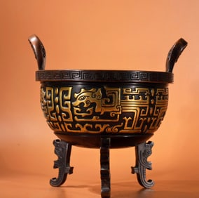 An Exquisite Gilt Bronze Dragon Pattern Double-Ears and Tripod Censer