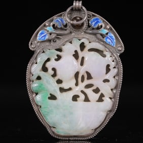 An Exquisite Silver Inlaid Jadeite Flower and Bird Pattern Pendant