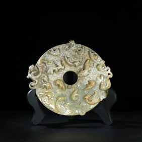 An Exquisite White Jade Chi-Dragon Pattern Pendant