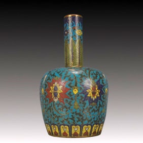 An Exquisite Cloisonne Lotus Pattern Vase