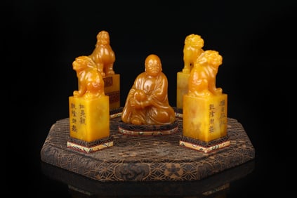 A Set of Fine Tianhuang Stone Figure and Dragon Seals