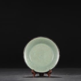 An Exquisite Ru yao Sky Blue Glazed Cover with Silver Brush Washer