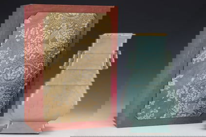 An Exquisite Guan yao Painted Gold Double-Ears Vase,With an Imperial Poem by Emperor Qianlong