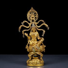 An Exquisite Gilt Bronze Statue of Avalokitesvara