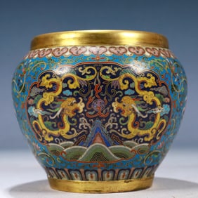An Exquisite Cloisonne Lotus and Dragon Pattern Jar