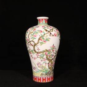 An Exquisite Enamel Flower and Bird Pattern Vase,with Poem