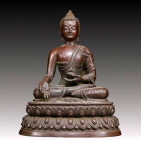 A Solemn Bronze Statue of Sakyamuni