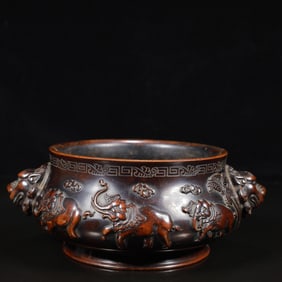 A Rare Bronze Elephant Pattern Lion-Ears Censer