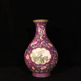 An Exquisite Enamel Flower Pattern Vase,with Poem