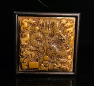An Exquisite Tianhuang Stone Dragon Pattern Seal,with Poem