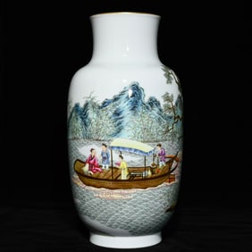 A Rare Enamel Character and Story Pattern Vase,With Poem