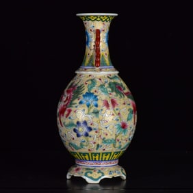 An Exquisite Famille-Rose Auspicious Beast Pattern Double-Ears Vase