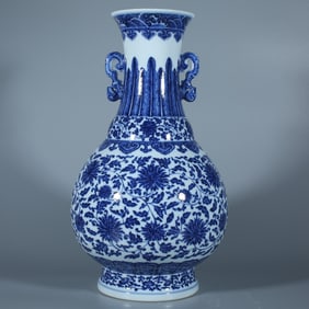 A Huge Blue and White Lotus Pattern Double-Ears Vase