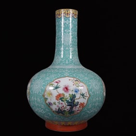 A Huge Famille-Rose Green Ground Flower Pattern Vase
