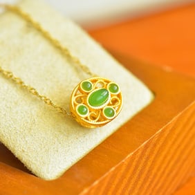 An Exquisite Sterling Silver-Gold Plated Inlaid Jasper Pendant