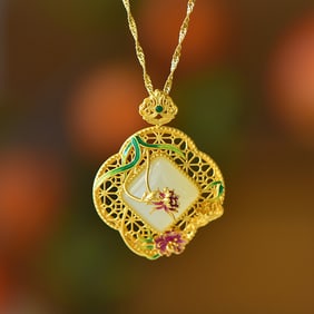 An Exquisite Sterling Silver-Gold Plated Inlaid White Jade Pendant