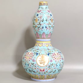 An Exquisite Turquoise Ground Famille-Rose Painted Gold Lotus Pattern Gourd-Shaped Vase