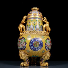 A Huge Cloisonne Beast-Face Pattern Tripod Dragon-Ears Bottle