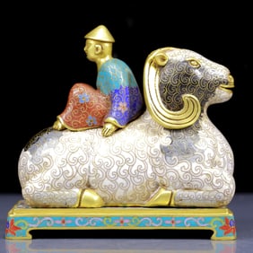 An Exquisite Cloisonne Figure Ornament