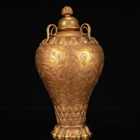 An Exquisite Gilt Bronze Figure Pattern Bottle, With poem