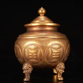 An Exquisite Gilt Bronze Flower Pattern Beast-Legs Jar with Cover