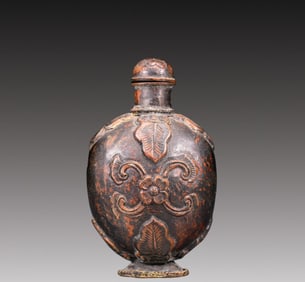 An Excellent Bronze 'Flower' Snuff Bottle