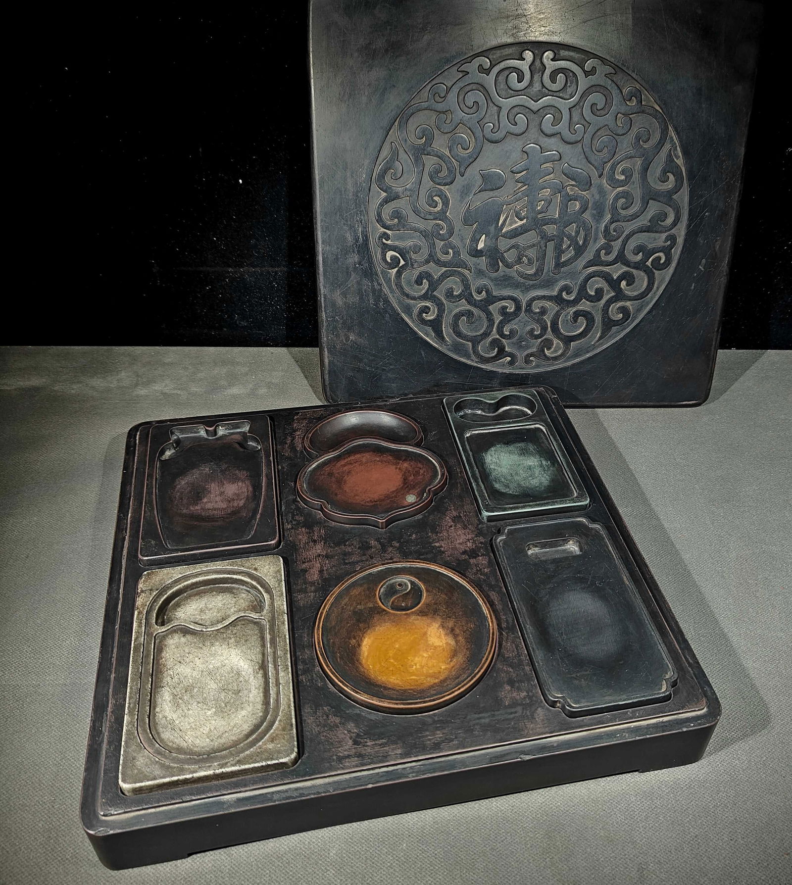 A Set of Fine Inkstone,With Poem: A Set of Fine Inkstone,With Poem,Qing Dynasty, China,With Mark,Size:(Box)13inx12.3inx2.4in,(Inkstone)5.4inx3.3inx0.8in 一套砚台,带诗文,中国清