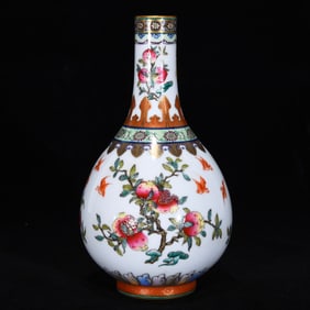 An Exquisite Famille-Rose Painted Gold Bats and Peach Pattern Vase