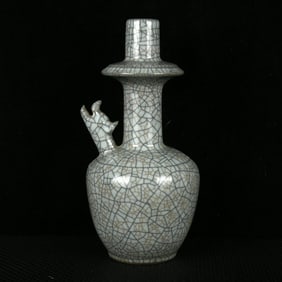 An Exquisite Guan yao Dragon-head Pot