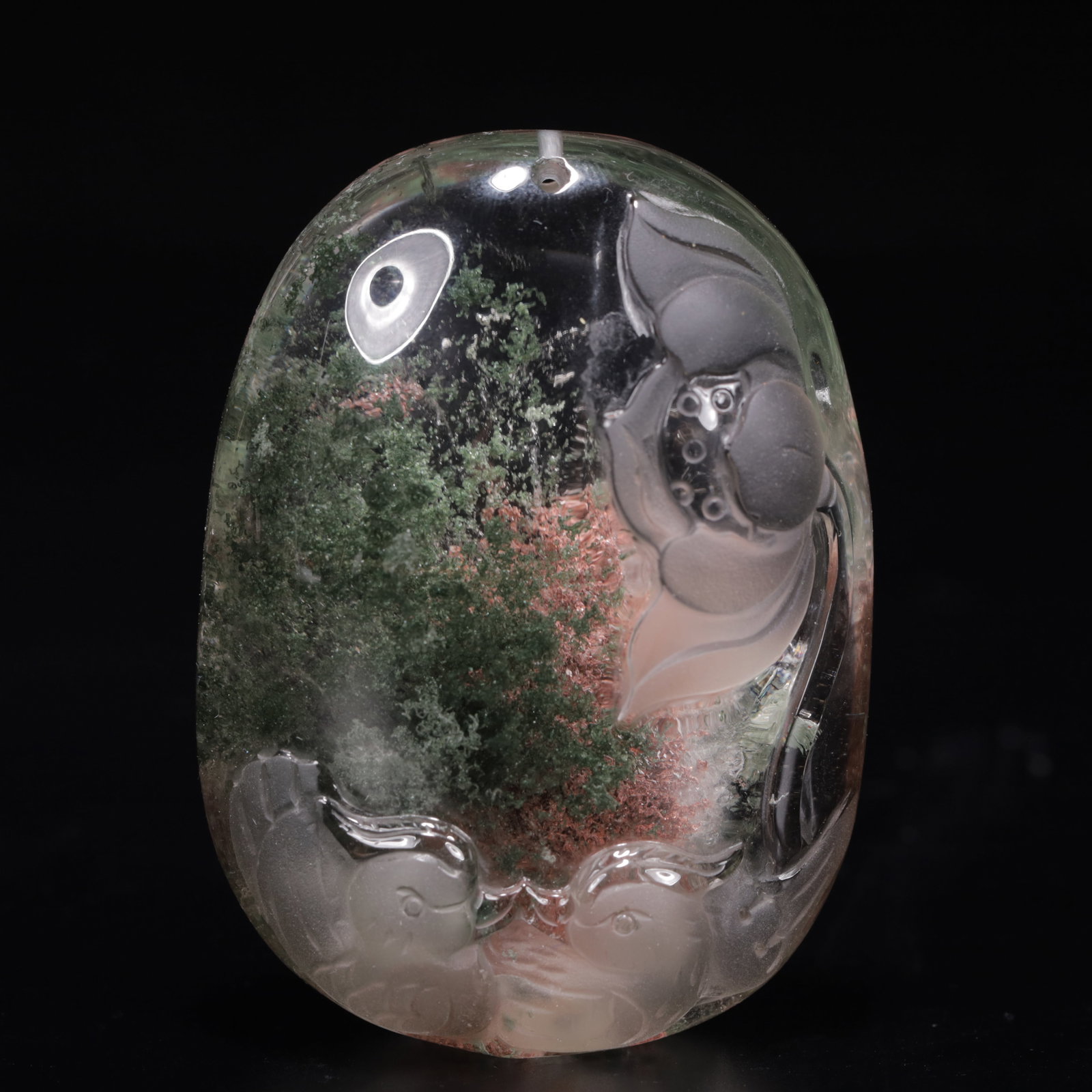 An Exquisite Crystal Mandarin Duck and Lotus Pattern Pendant: An Exquisite Crystal Mandarin Duck and Lotus Pattern Pendant,Size:2inx1inx2.4in,Weight:116g 水晶鸳鸯莲花纹挂件