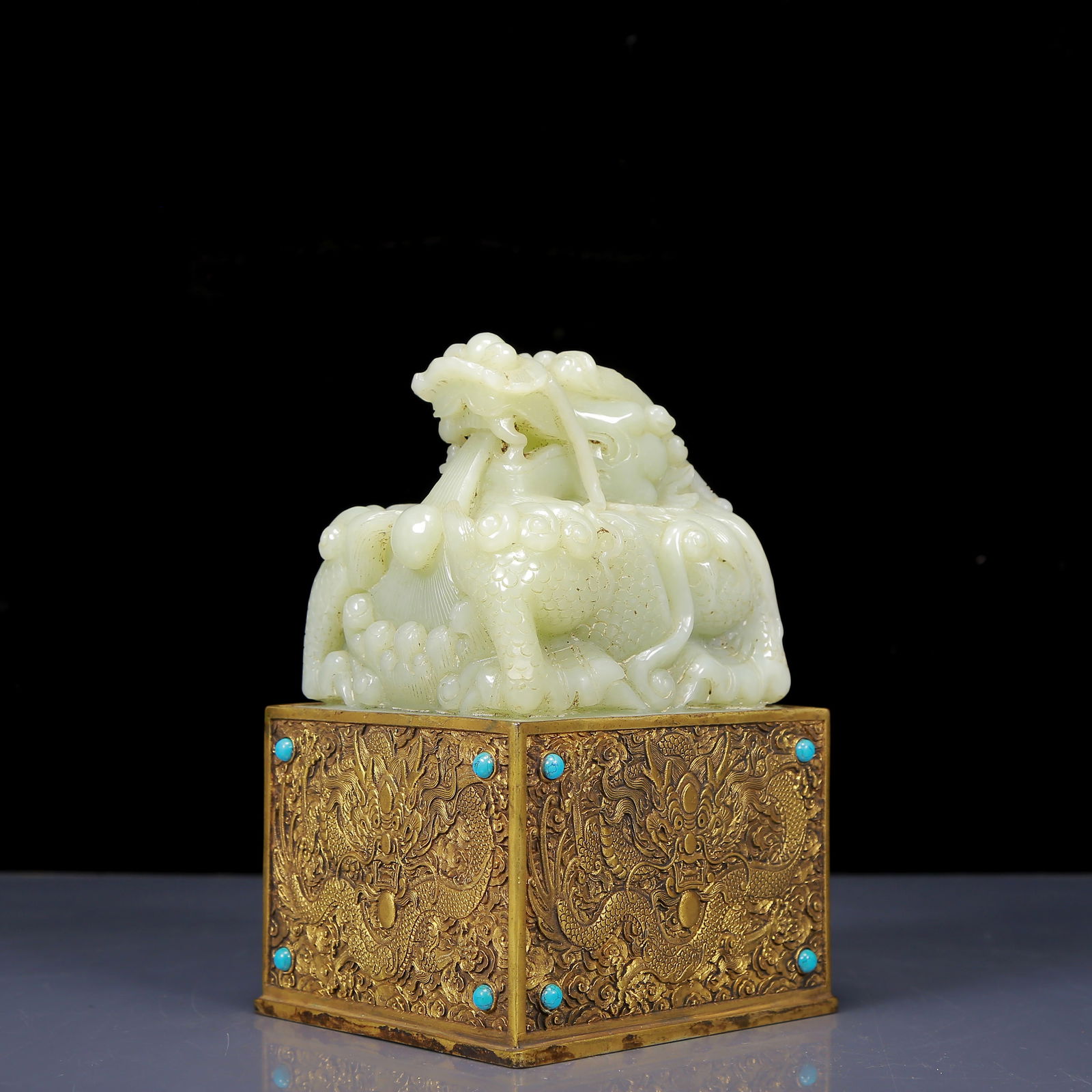 An Exquisite Greenish Jade Covered silver-gilt Dragon Pattern Seal: An Exquisite Greenish Jade Covered silver-gilt Dragon Pattern Seal, Qing Dynasty, China, Inlaid Turquoise,Size: 4.5inx4.1inx7.1in,Weight:4840g 青玉包银鎏金龙&
