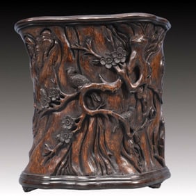 An Exquisite Eaglewood Flower and Bird Pattern Brush Pot