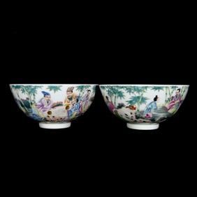 A Pair of Exquisite Famille-Rose Figure and Story Pattern Bowls