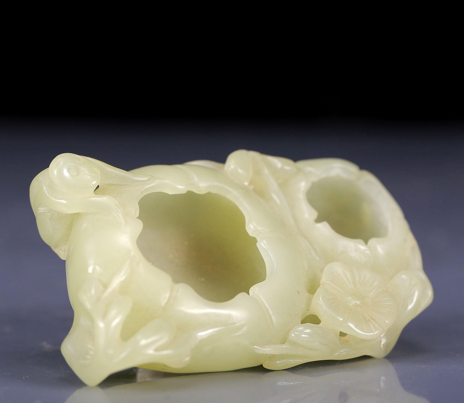 An Exquisite Greenish-White Jade Lotus Pattern Brush Washer - 2