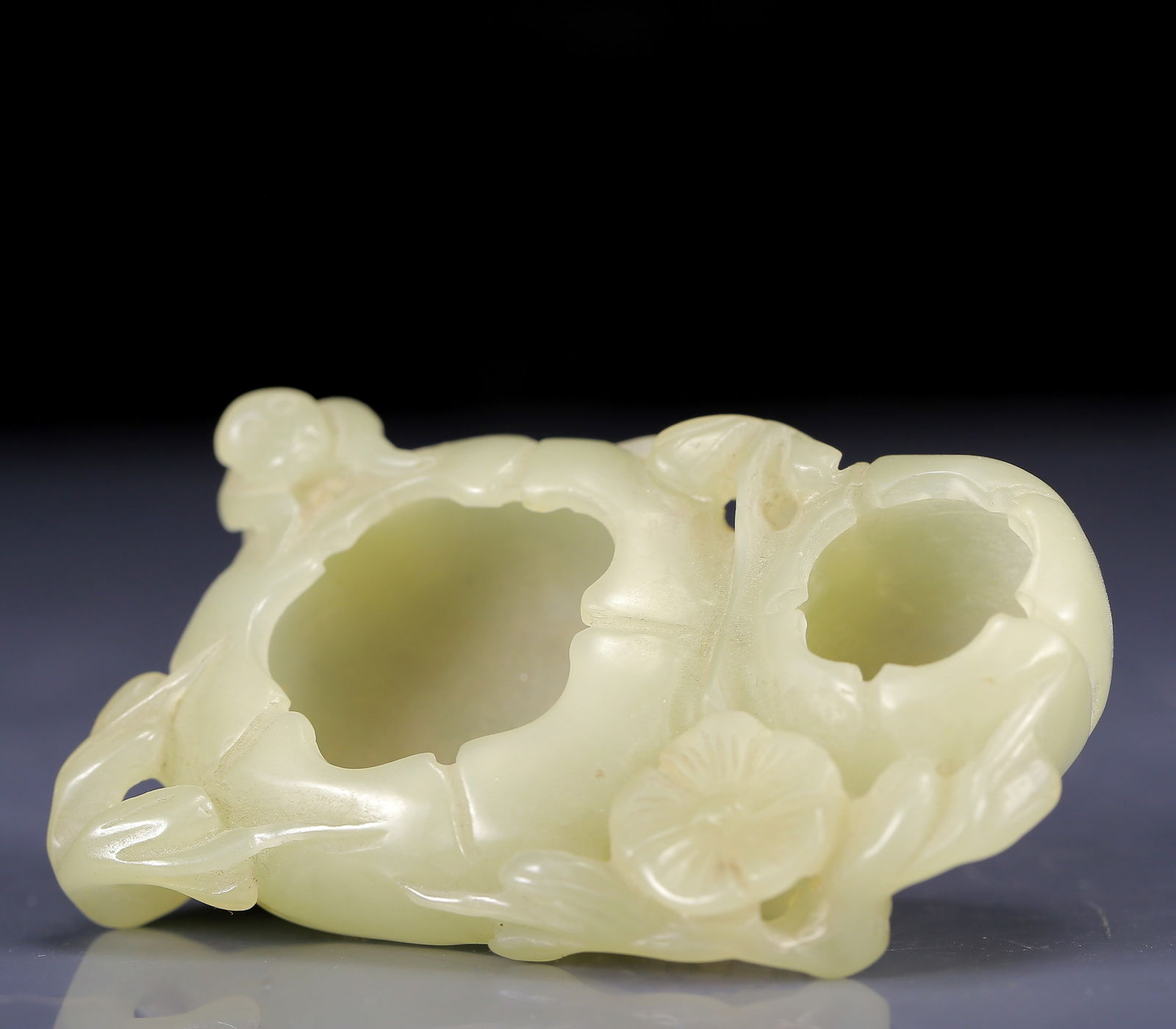 An Exquisite Greenish-White Jade Lotus Pattern Brush Washer - 3