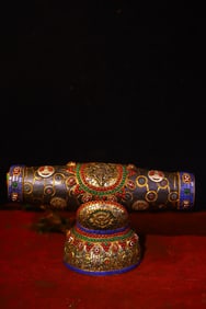 An Exquisite Meteorite Inlaid Dzi Bead and Gems Ornament