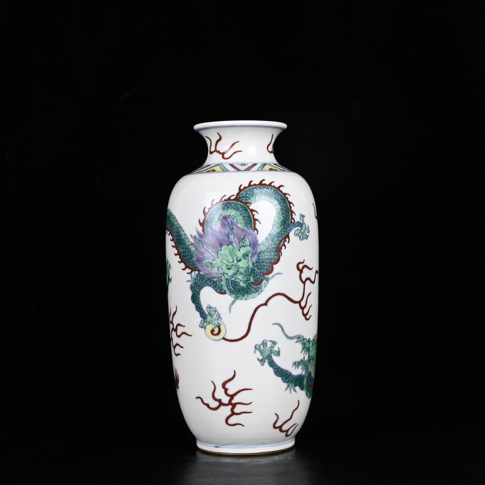 An Exquisite Doucai Dragon Pattern Vase (1 of 8)