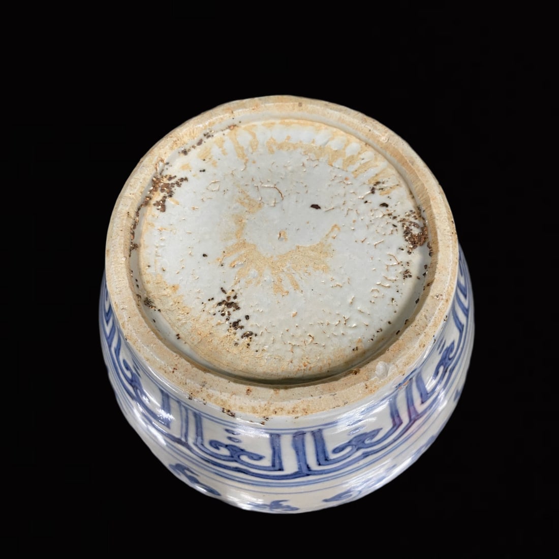 An Exquisite Blue and White Auspicious Cloud Pattern Jar - 5