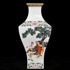 An Exquisite Famille-Rose Figure and Story Pattern Vase