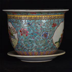 An Exquisite Famille-Rose Figure and Story Pattern Flowerpot