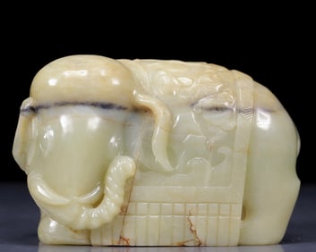 An Exquisite White Jade Elephant Ornament