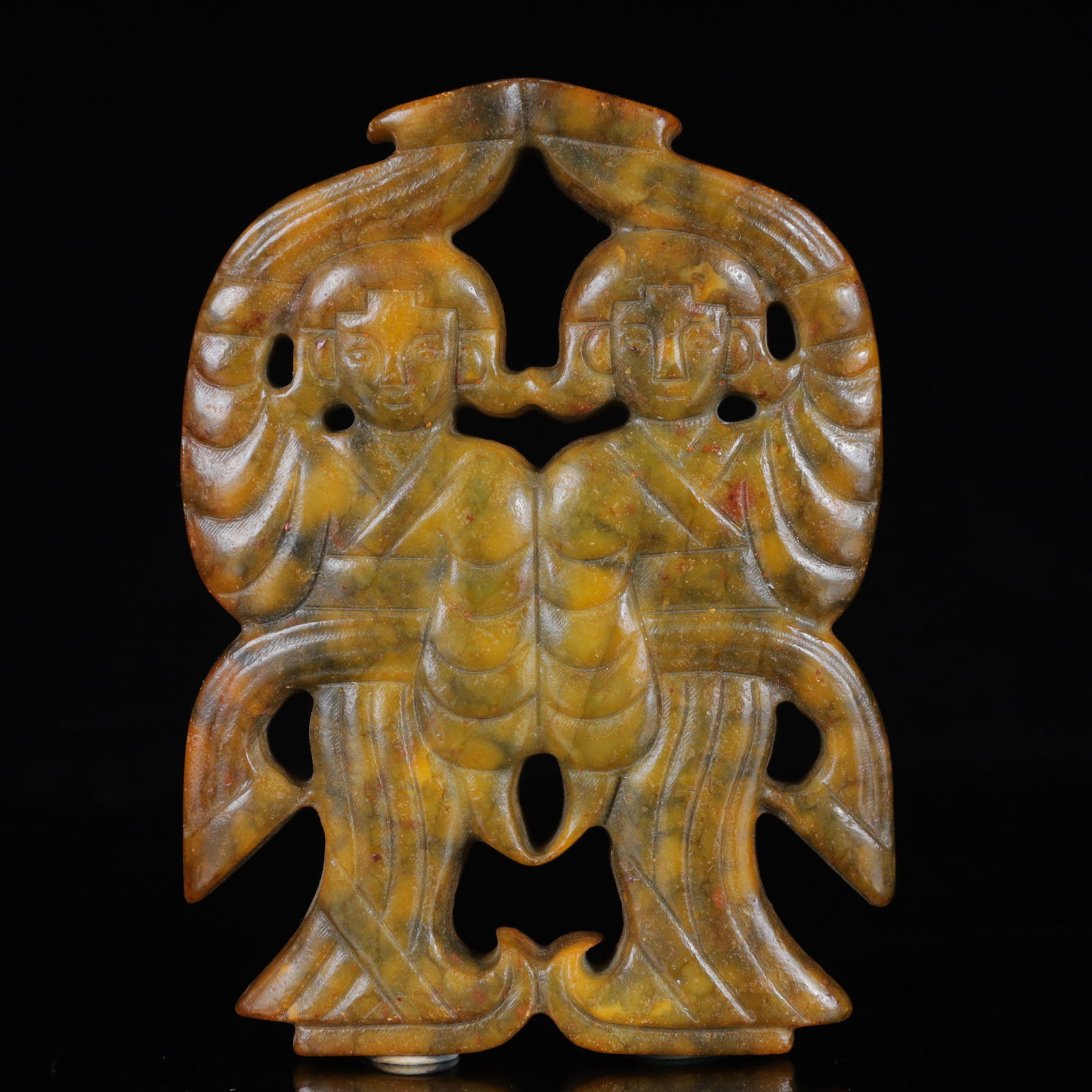 A Rare Gaogu yu Figure Ornament: A Rare Gaogu yu Figure Ornament,Ancient Time,China,Size:3.7inx0.4inx5.1in,Weight:218g 高古玉人物摆件,中国远古时期