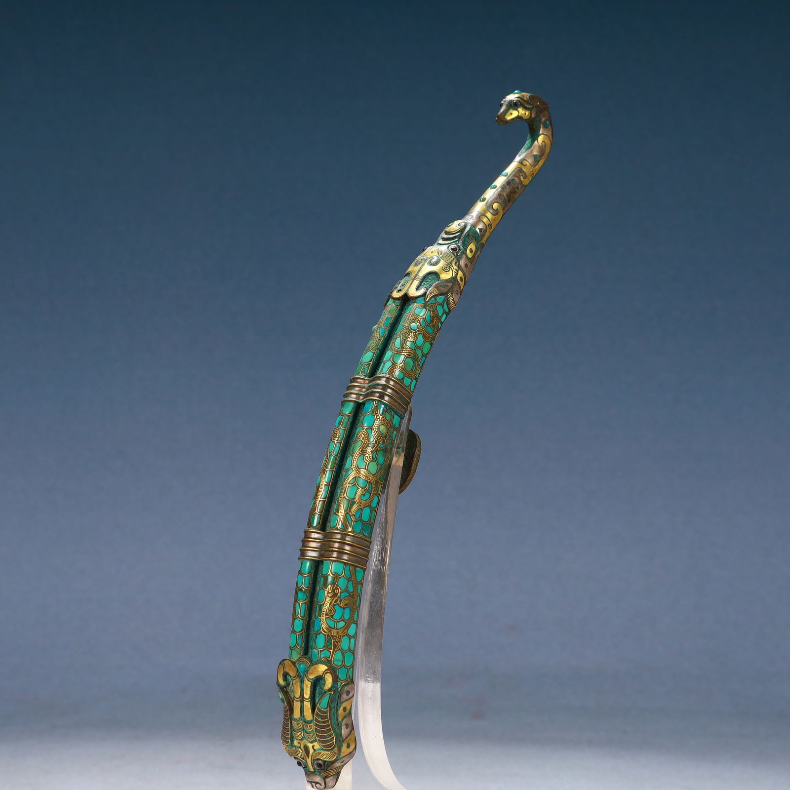 An Archaic Bronze Inlaid Gold Beast-head Hook,Inlaid Turquoise,With Inscription - 5